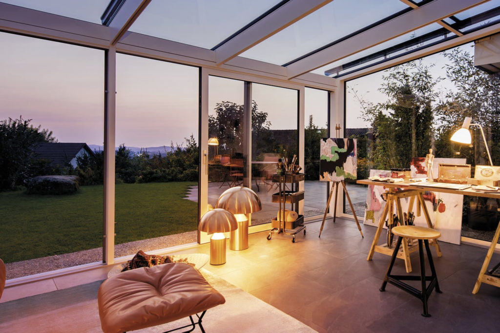 Veranda in PVC bianco Finstral: con le verande proposte da Dughera Serramenti nuovi spazi per la tua casa
